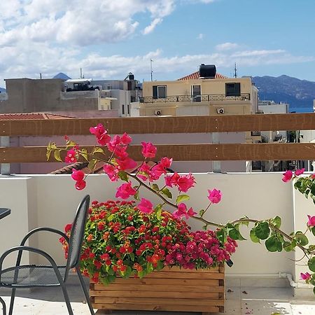 Elegant Apartment In The Heart Of Heraklion Exteriör bild