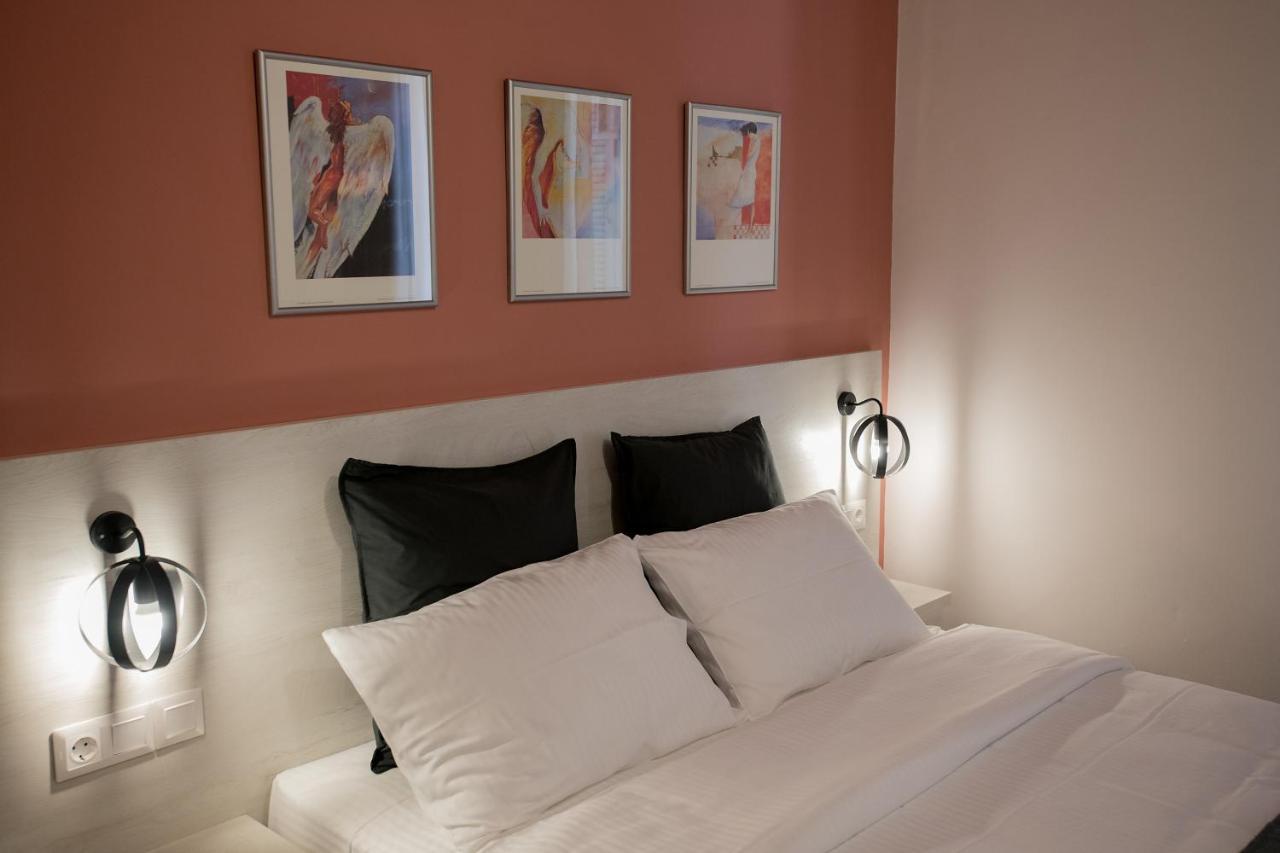 Elegant Apartment In The Heart Of Heraklion Exteriör bild
